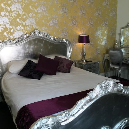 Tiger Inn Bridport Bagian luar foto