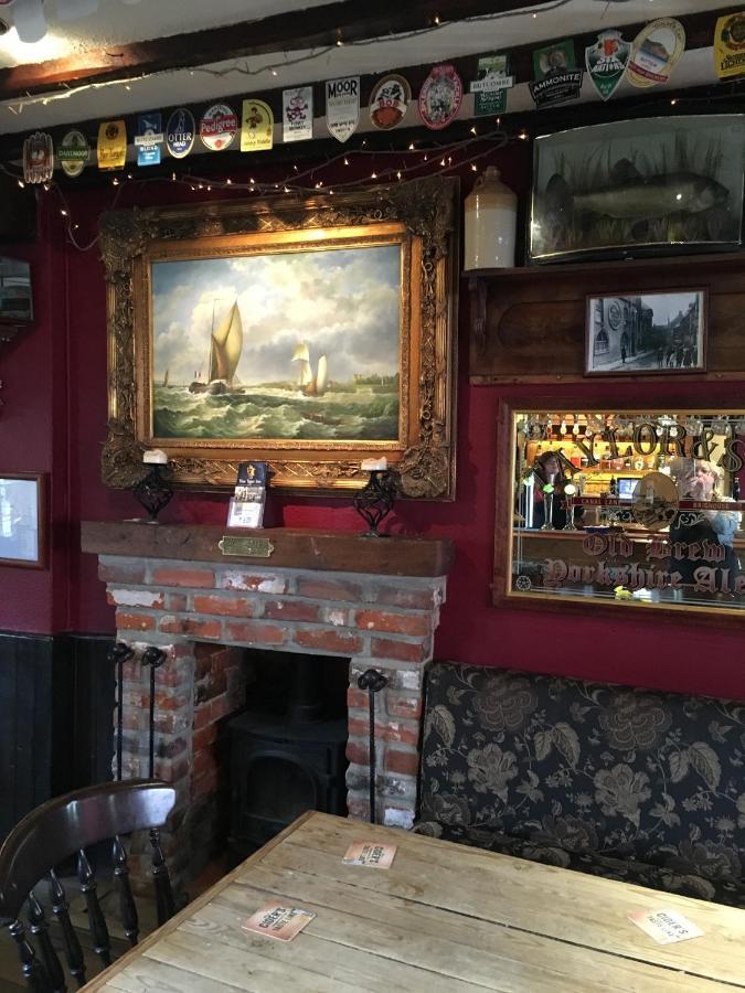 Tiger Inn Bridport Bagian luar foto